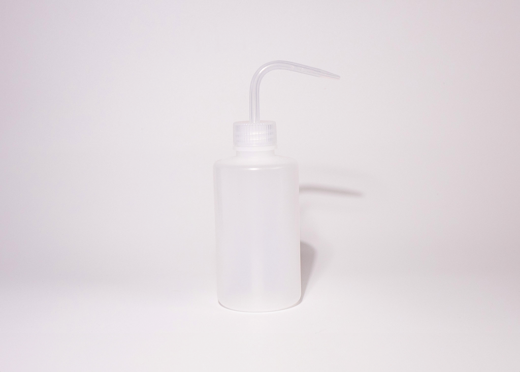 CLEAR SQUEEZE BOTTLE